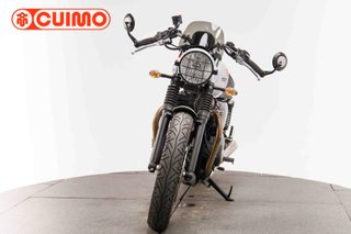 TRIUMPH STREET TWIN