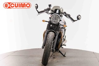TRIUMPH STREET TWIN