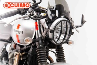 TRIUMPH STREET TWIN