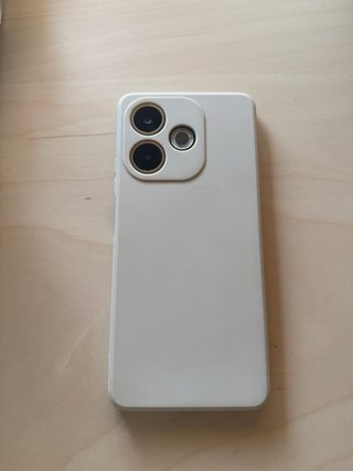 Oppo A5 Pro 5G con funda y 100% salud batería