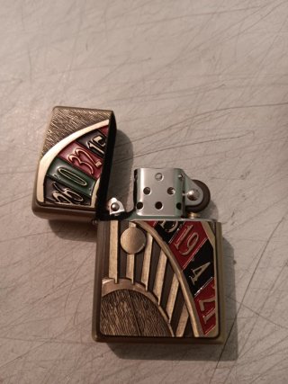Mechero tipo Zippo con diseño de ruleta calidad