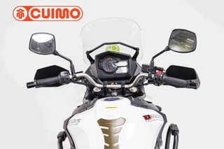 SUZUKI V-STROM 650