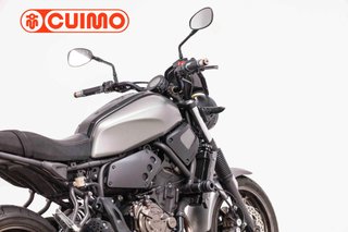YAMAHA XSR 700