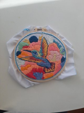 Bordado Colibrí Flores Hecho a Mano