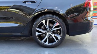 VOLVO V60 familiar 2.0 B4 P CORE AUTO 5P