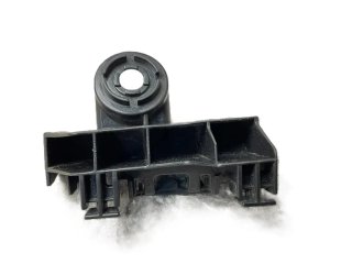 Soporte parachoques Trasero Dch AURIS 12-18