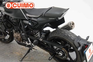 HUSQVARNA SVARTPILEN 701
