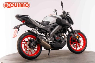 YAMAHA MT 125