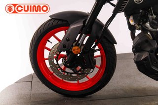 YAMAHA MT 125