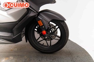 HONDA FORZA 300