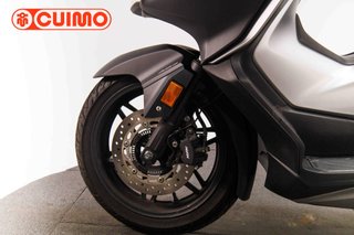 HONDA FORZA 300