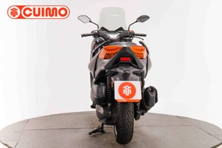 YAMAHA XMAX 300