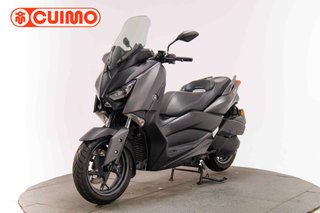 YAMAHA XMAX 300