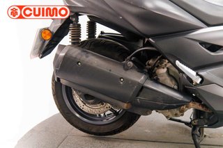 YAMAHA XMAX 300