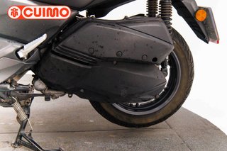 YAMAHA XMAX 300