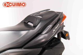 YAMAHA XMAX 300