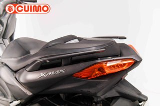 YAMAHA XMAX 300