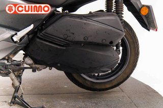 YAMAHA XMAX 300