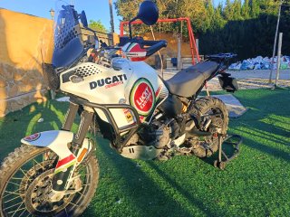 Ducati Desert X 2022 - 17.000 km