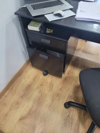 Muebles de oficina negro