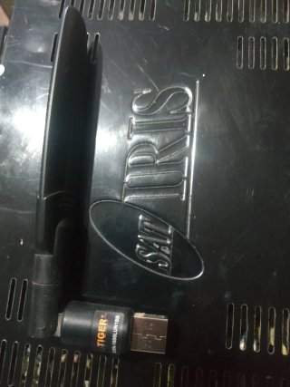 Decodificador Satélite Iris 2700HD + Antena WiFi