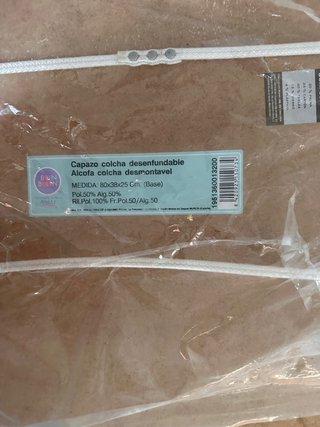 Moisés madera con ruedas