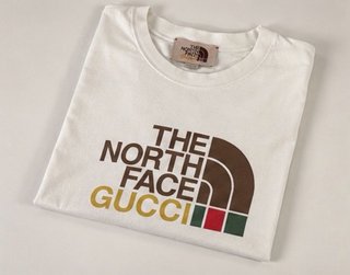 Camiseta blanca edición especial lujo