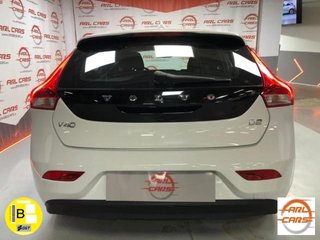 VOLVO V40 D2 Kinetic