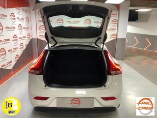 VOLVO V40 D2 Kinetic
