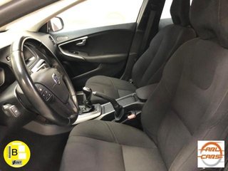 VOLVO V40 D2 Kinetic
