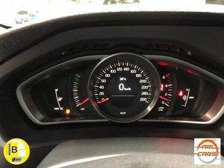 VOLVO V40 D2 Kinetic