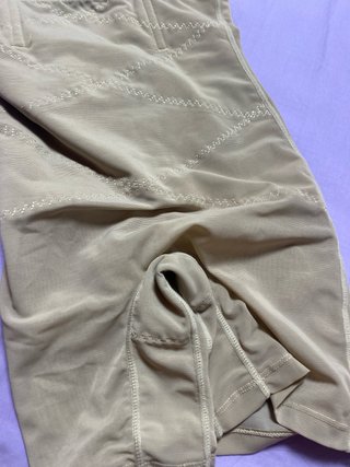 Faja moldeadora de nylon color beige