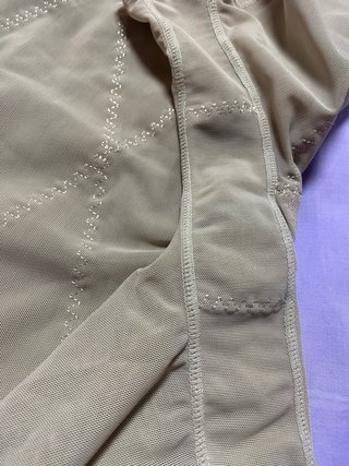 Faja moldeadora de nylon color beige