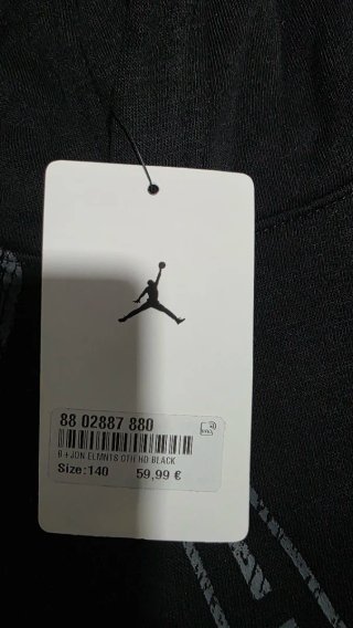 Sudadera Jordan Negra con Logo Rojo
