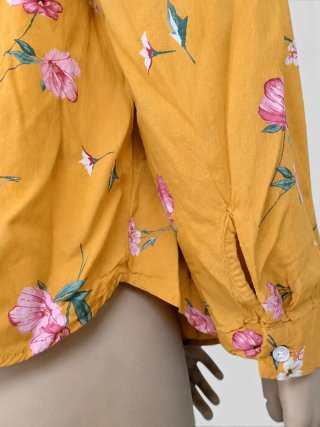 Camisa floral H&M Mostaza Talla M