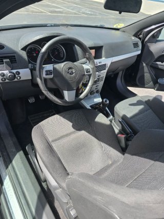 Opel Astra 2008