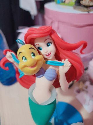 Figura de Ariel y Flounder de Disney Sega