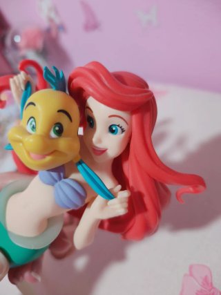 Figura de Ariel y Flounder de Disney Sega
