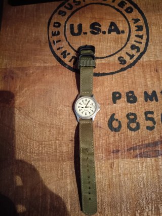 Reloj Hamilton 33mm Militar Verde