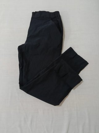 Pantalón negro