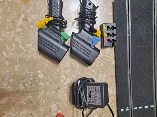 Scalextric: Pistas, transformador y mandos