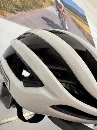 Casco Abus Airbreaker 2.0 Blanco Brillante