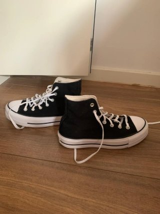 Converse plataforma negras talla 39