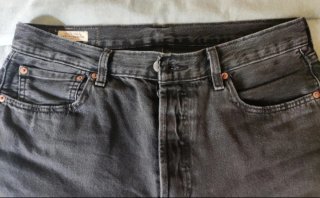 Pantalón Levi's 501 Negro Desgastado