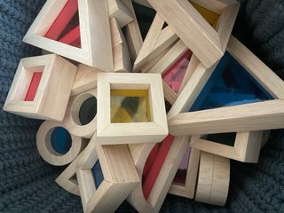 Mesa de Luz Montessori.