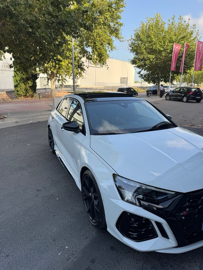 Audi RS3 2024, foto 8