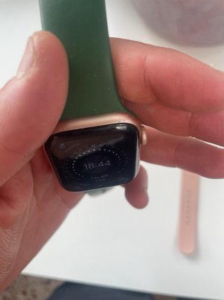 Apple Watch Series 6 44mm + 2 Correas