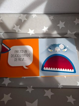 Monstruos patas arriba