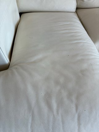 Sofá chaise longue de piel blanco 20