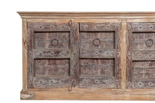 Credenza in legno massiccio riciclato con finitura